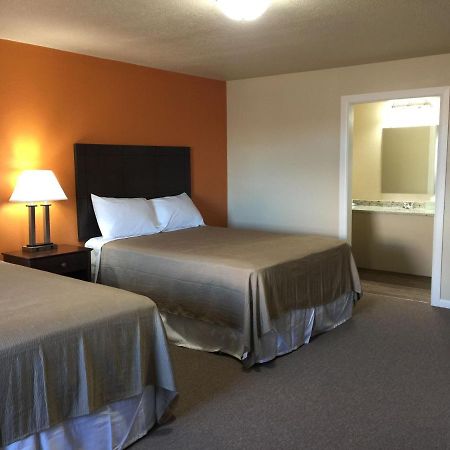 Downtown Motel Woodward Kültér fotó