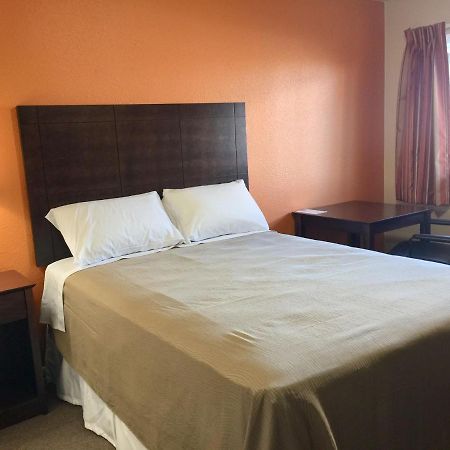 Downtown Motel Woodward Kültér fotó