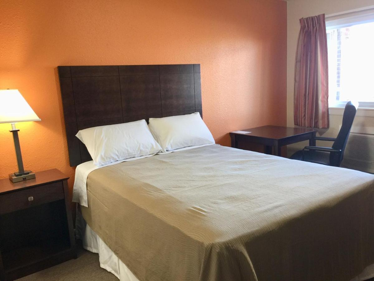 Downtown Motel Woodward Kültér fotó