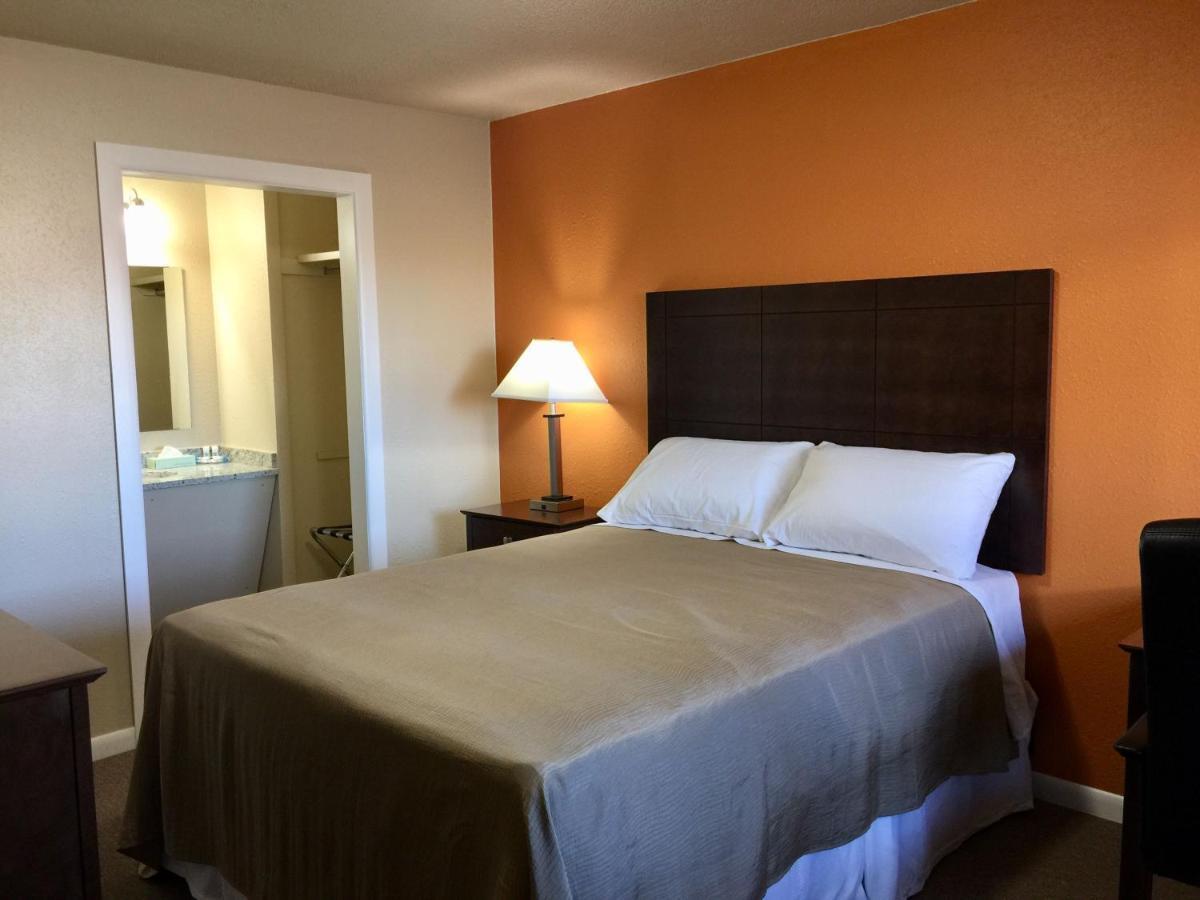 Downtown Motel Woodward Kültér fotó